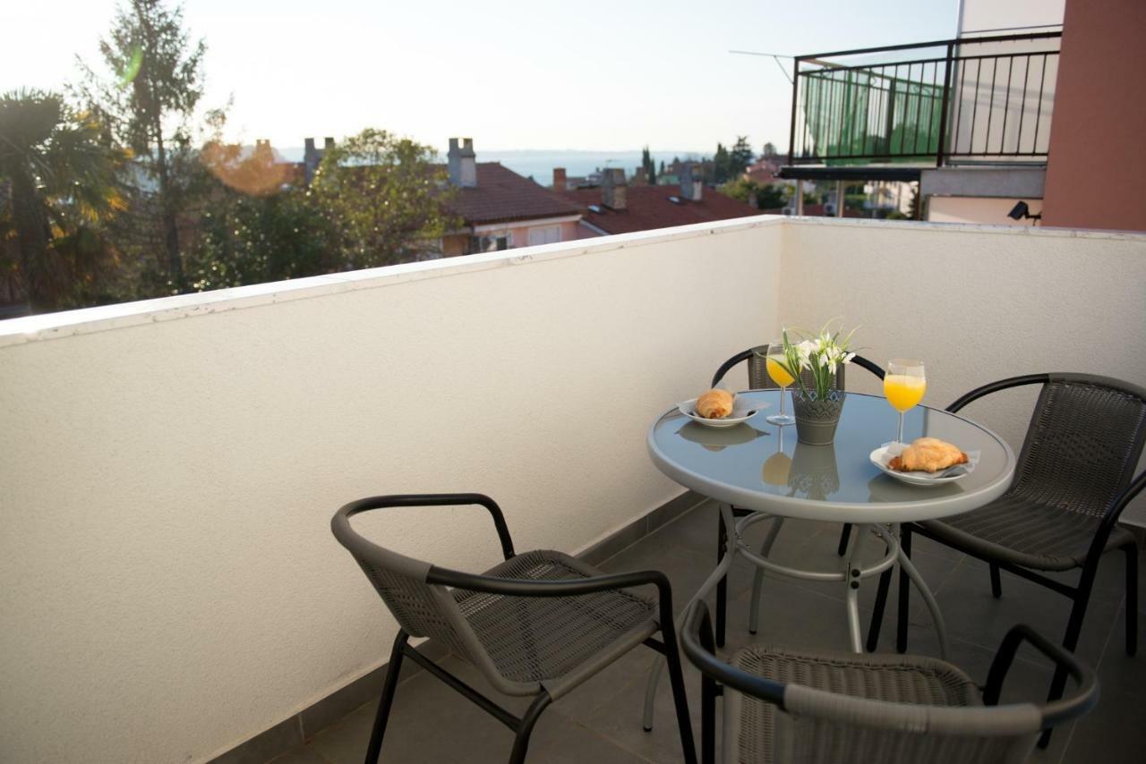 Apartma Rene Portoroz Luaran gambar