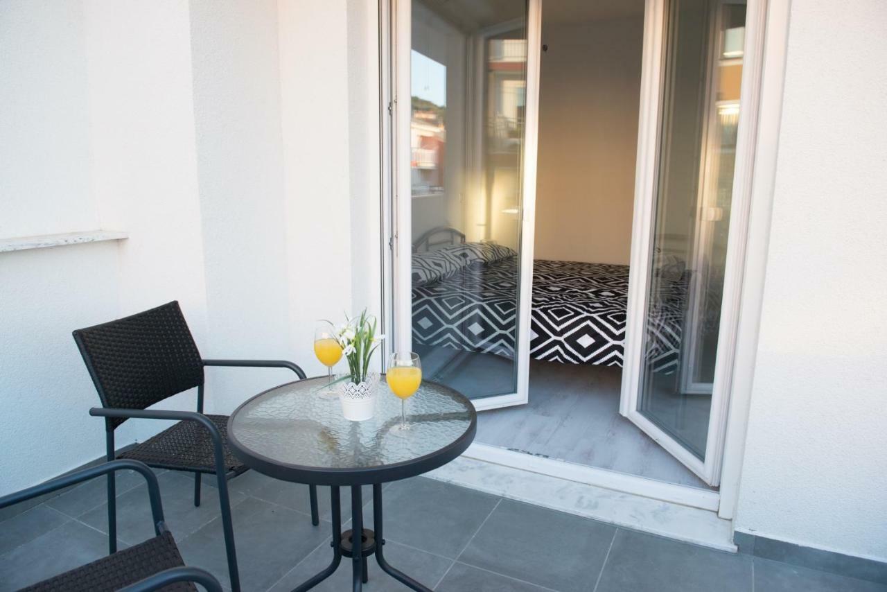 Apartma Rene Portoroz Luaran gambar